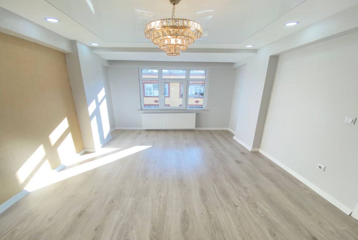 3+1 Apartment in Istanbul (double balcony)